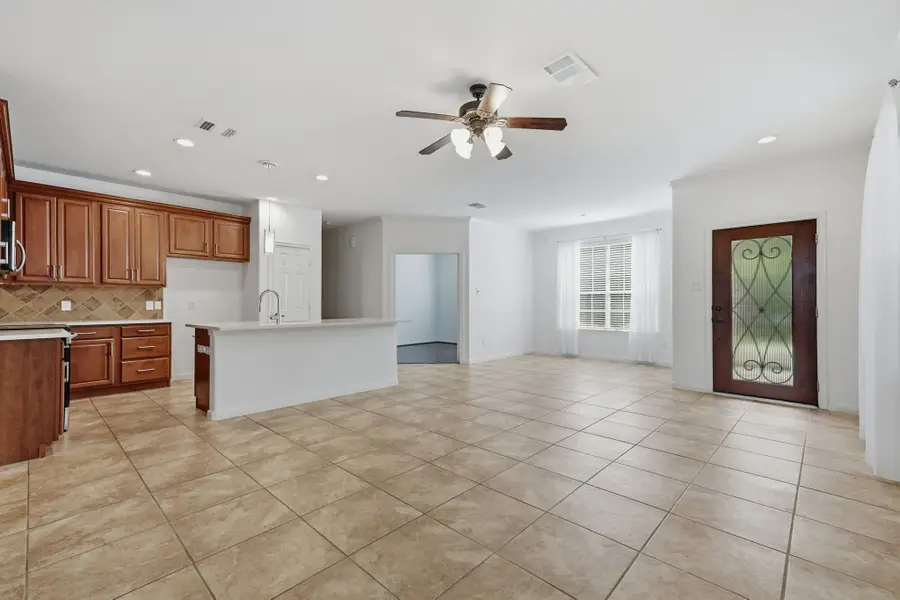 3 Avenswood Place, The Woodlands, TX 77382 - #3