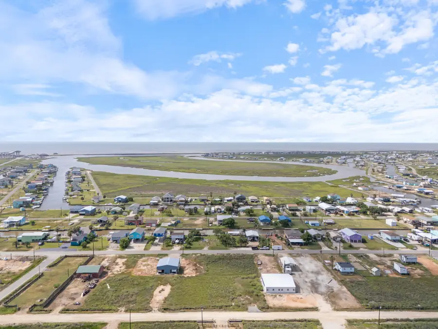 5833 Pelican Street, Sargent, TX 77414 - #3