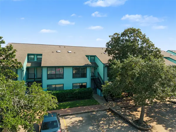 7041 Kingston Cove Lane #143, Willis, TX 77318