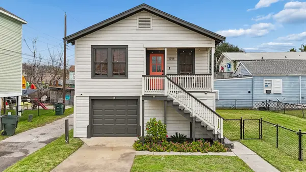 1914 55th Street, Galveston, TX 77551