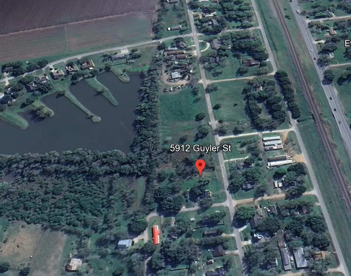 5912 Guyler Street, Wallis, TX 77485 - #1