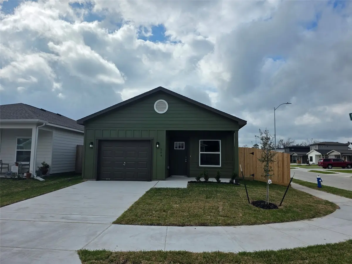 204 Dipping Stream Street, Houston, TX 77076 - #1