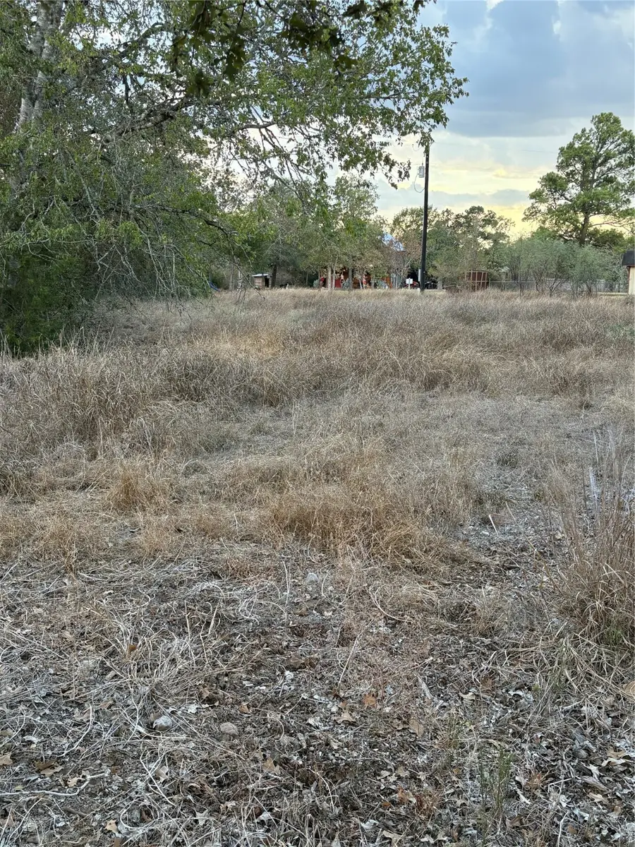 000 Deer Loop Road, La Grange, TX 78945 - Image #2