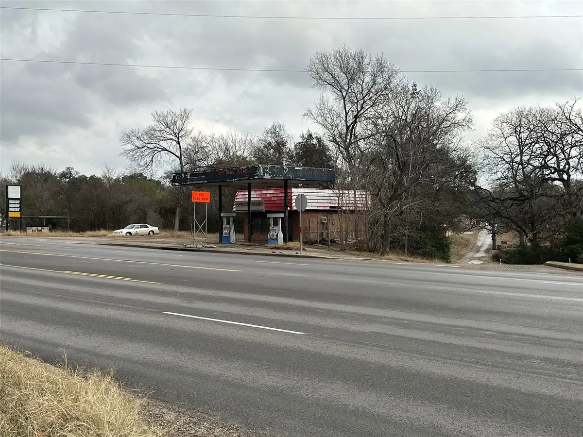 200 N Frankston Highway, Frankston, TX 75763 - #1