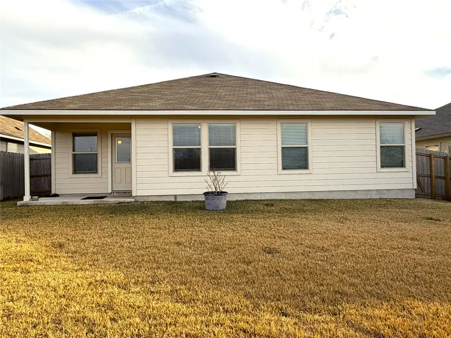 610 Legrand Street, Brenham, TX 77833 - #2