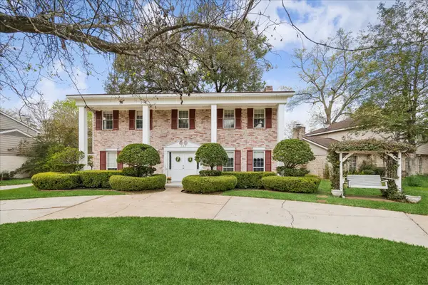 322 Enchanted River Drive, Spring, TX 77388