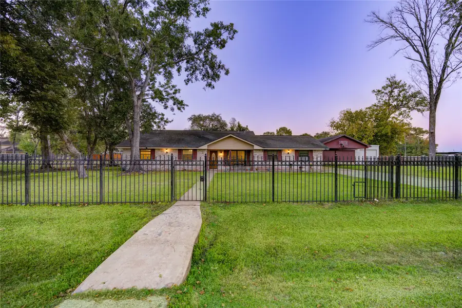 2807 Verhalen Avenue, Houston, TX 77039 - Image #2