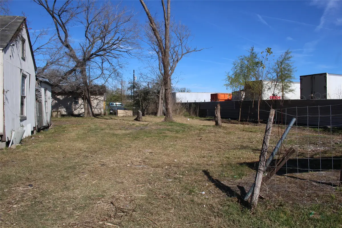 8231 Mendez Street, Houston, TX 77029 - Image #1