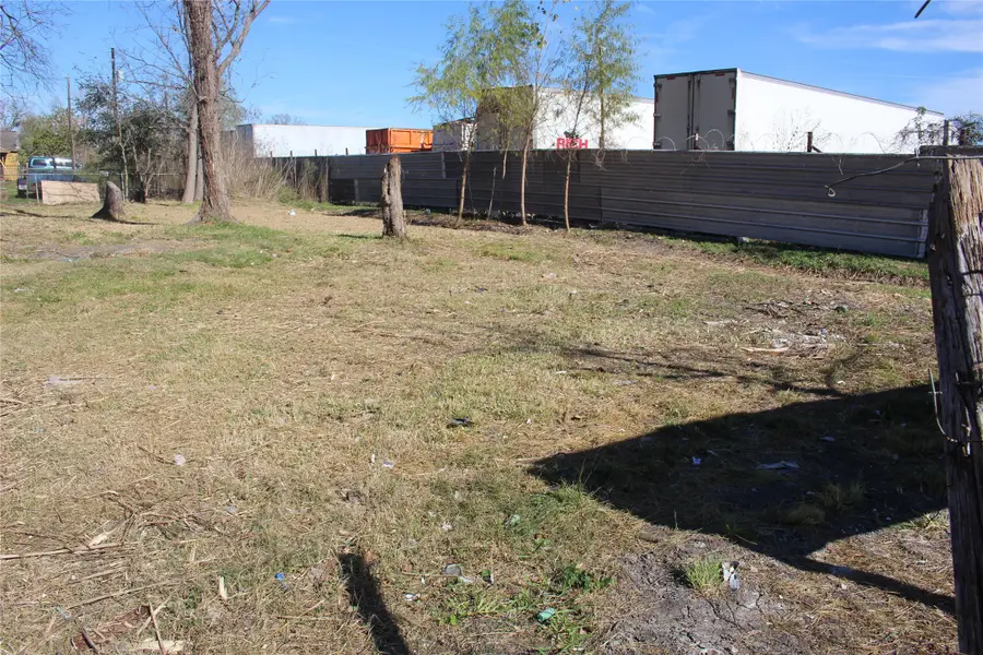 8231 Mendez Street, Houston, TX 77029 - Image #2