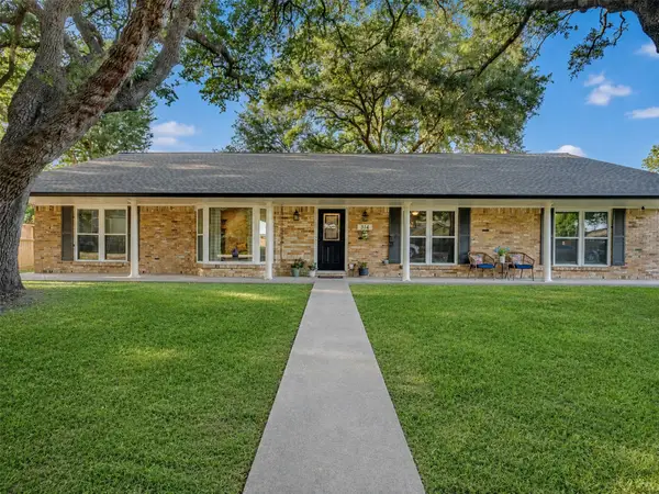 314 Coke Lane, Alvin, TX 77511