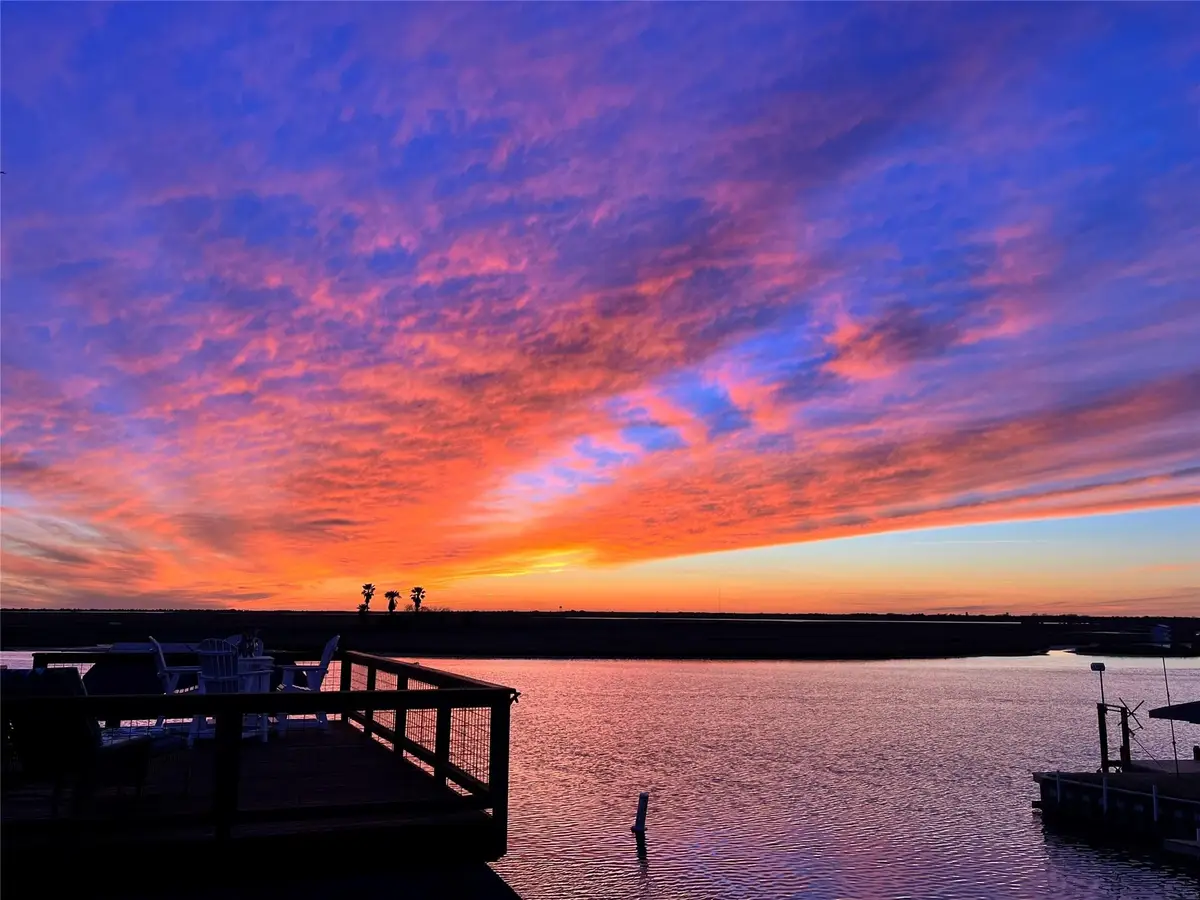 218 Barracuda Street, Bayou Vista, TX 77563 - #1