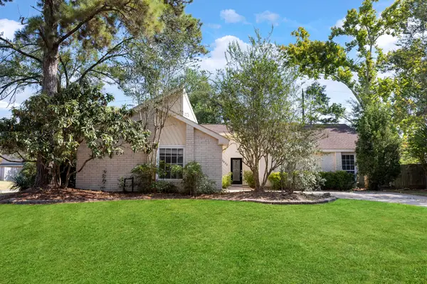3622 Hill Springs Drive, Houston, TX 77345