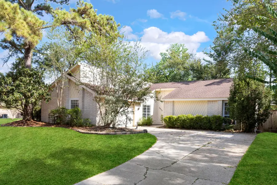 3622 Hill Springs Drive, Kingwood, TX 77345 - #2