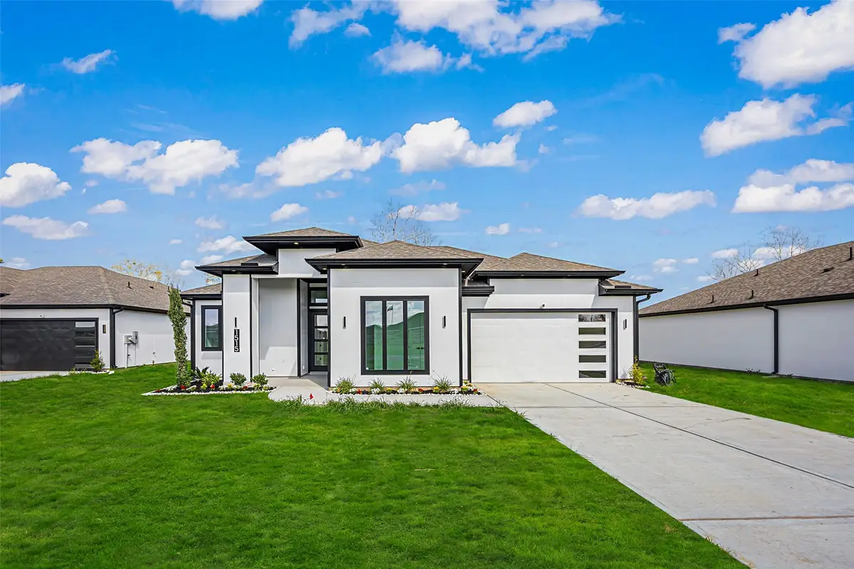 1515 Waco St, Dayton, TX 77535 - #1