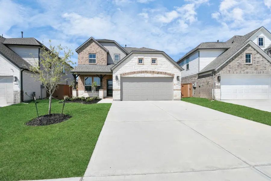 823 Timber Heights Drive, Dayton, TX 77535 - Image #2