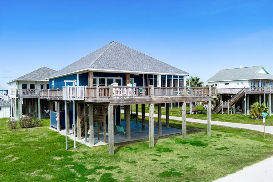 1121 Gulfview Lane, Crystal Beach, TX 77650 - #3