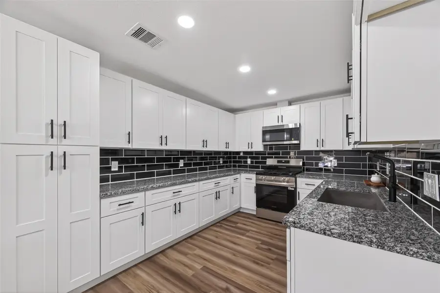 3112 Hays Street, Pasadena, TX 77503 - Image #3