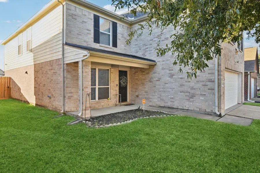 5031 Hickory Burl Court, Katy, TX 77449 - Image #3