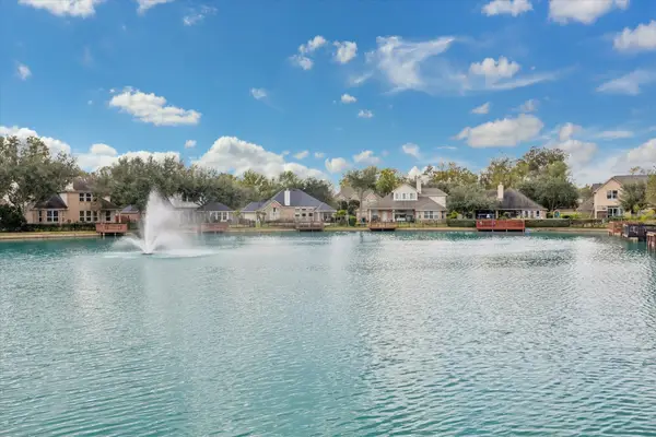 5826 Horseshoe Falls, Missouri City, TX 77459