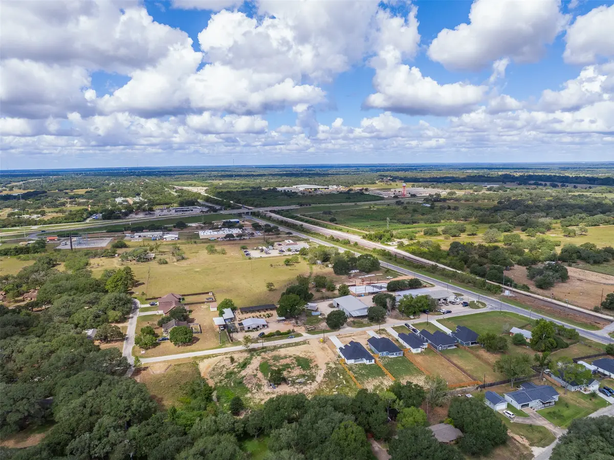 165 Oak Cluster Drive, Columbus, TX 78934 - #1