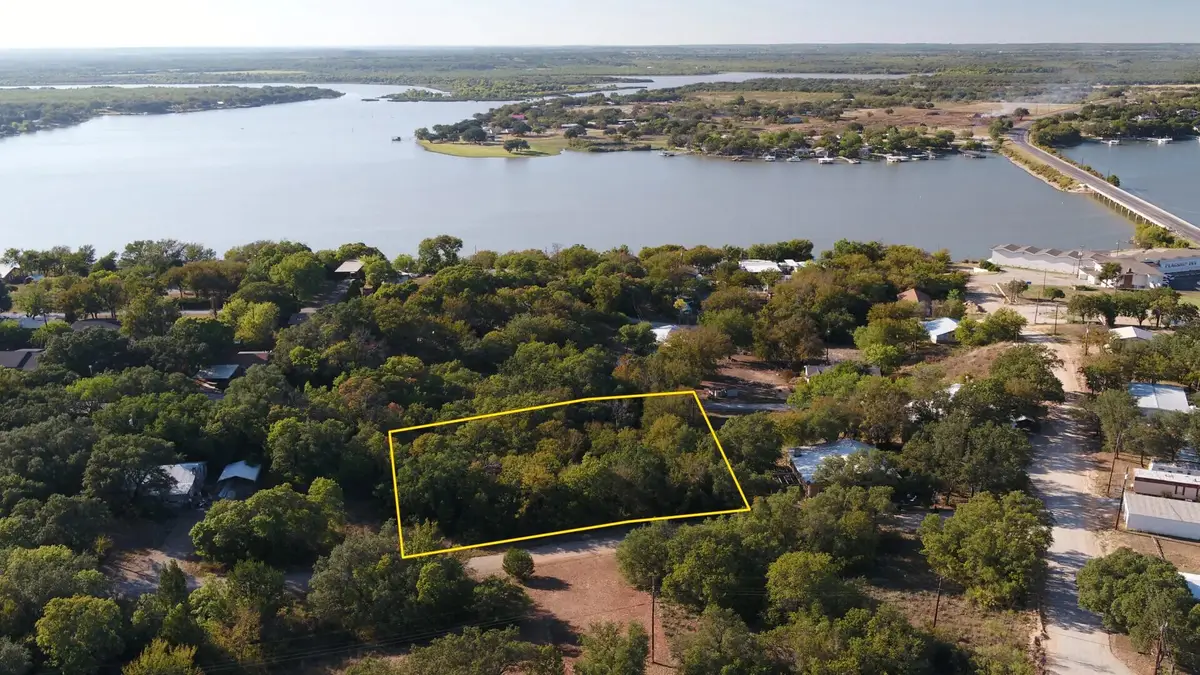 6908 Clover Leaf Drive, Brownwood, TX 76801 - Image #1