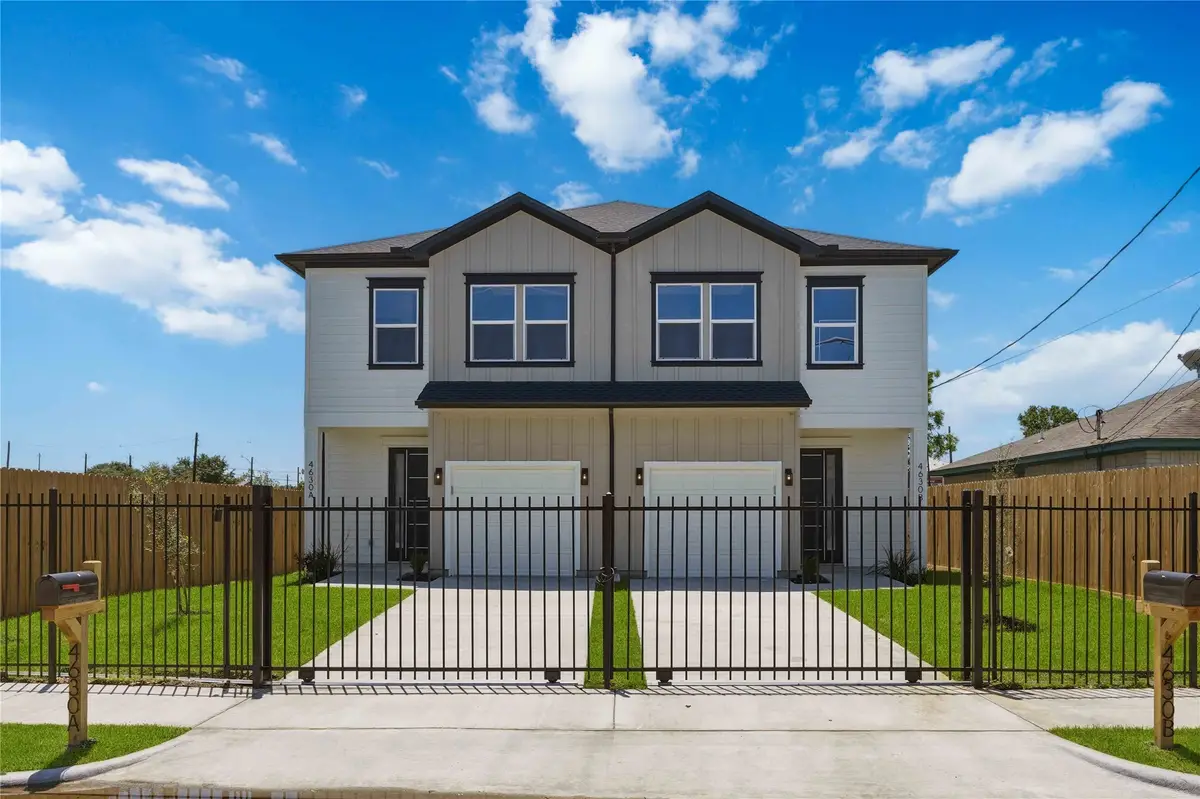 4630 Edfield Street #A/B, Houston, TX 77033 - #1