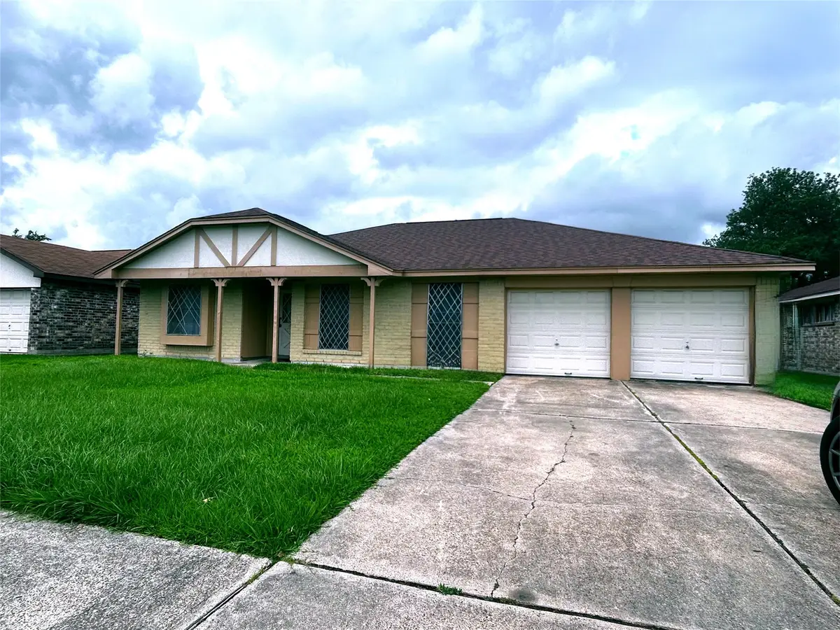 4207 Sequoia Street, Baytown, TX 77521 - #1