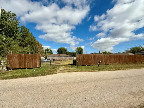 15322 Paul Road, Sugar Land, TX 77498