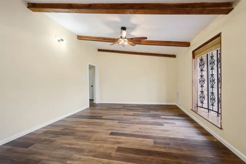4910 Teton Street, Houston, TX 77033 - #3