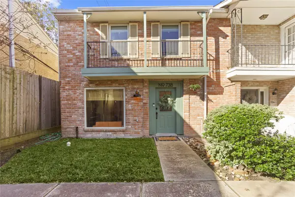 738 Thicket Lane, Houston, TX 77079