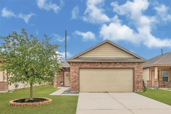 9830 Yanet Grove Lane, Houston, TX 77044