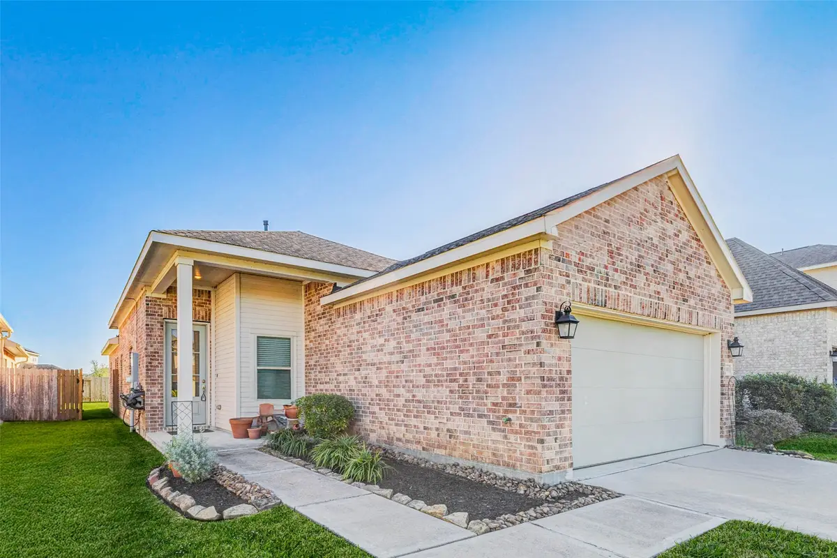 5310 Abbeville Court, Dickinson, TX 77539 - Image #1