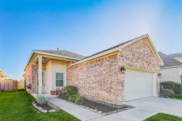 5310 Abbeville Court, Dickinson, TX 77539