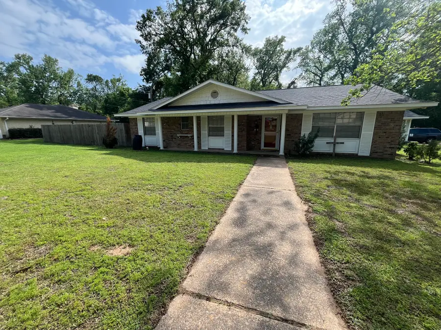 111 Valley Lane, Crockett, TX 75835 - #2