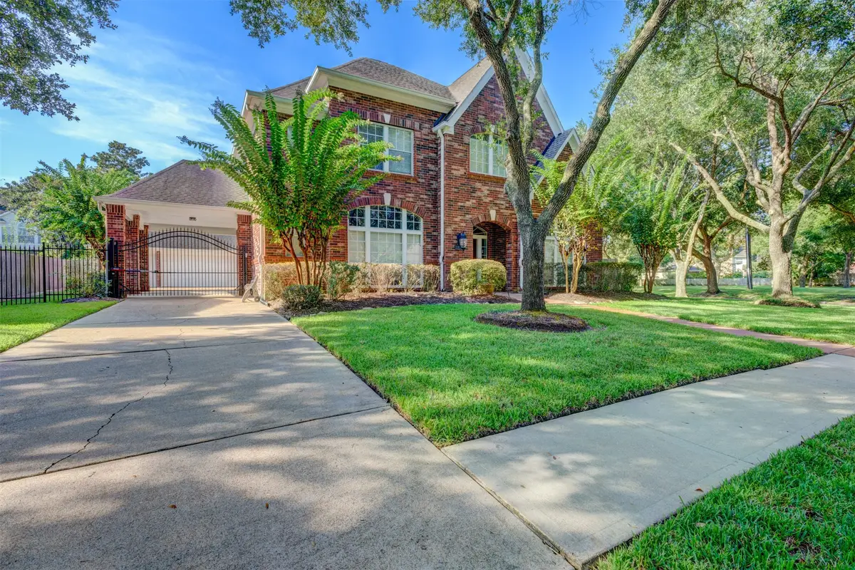 3202 Oakland Drive, Sugar Land, TX 77479 - #1
