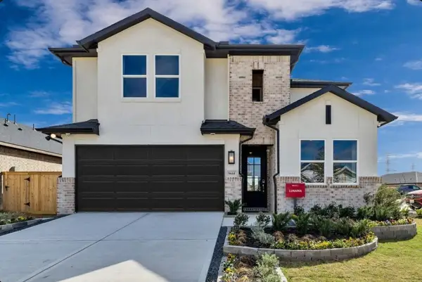 9614 Skyway Creek Drive, Cypress, TX 77433
