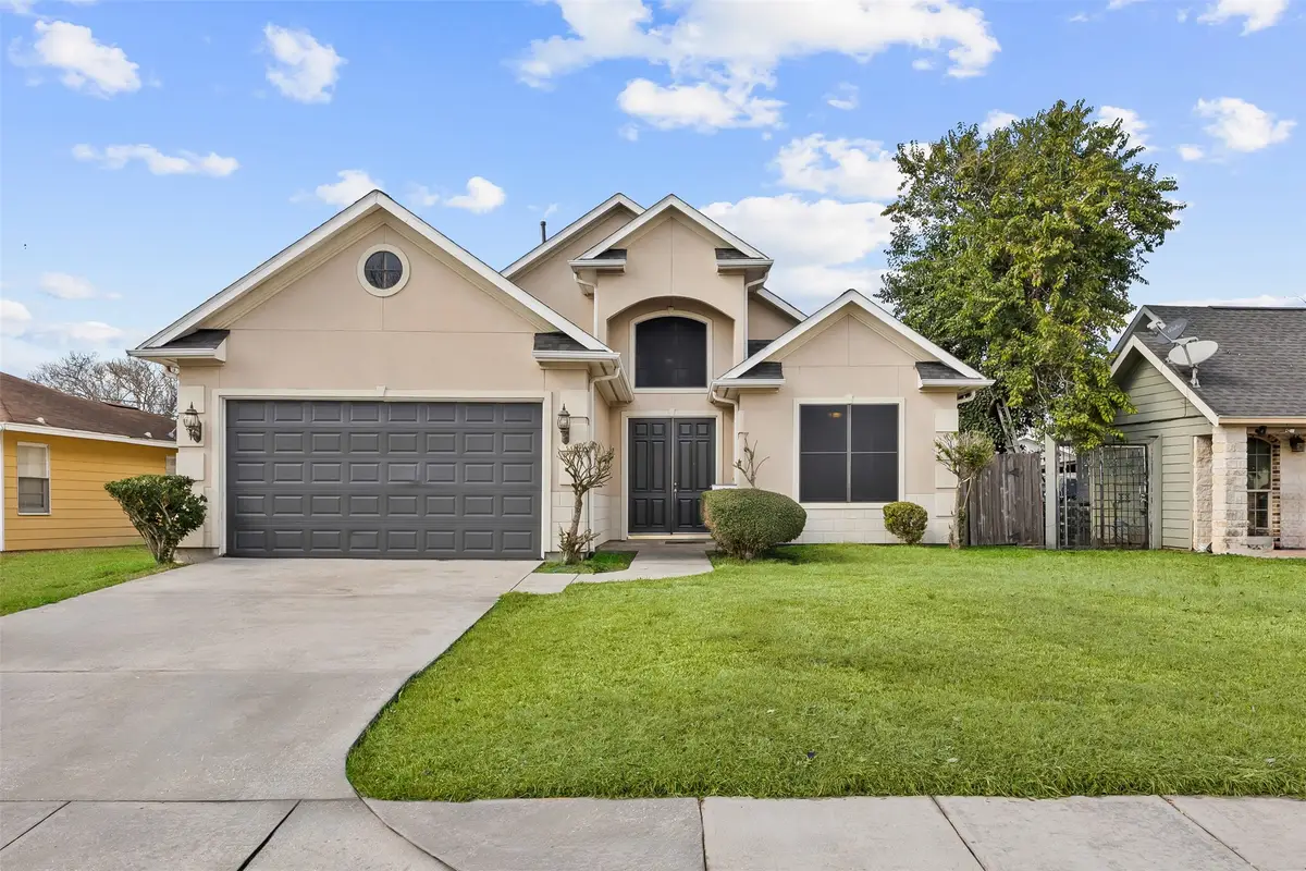 2305 Huntington Drive, Pasadena, TX 77506 - #1