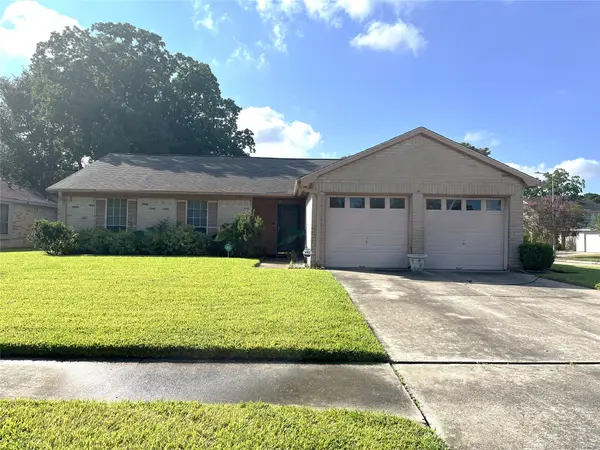 10219 Crescent Moon Drive, Houston, TX 77064