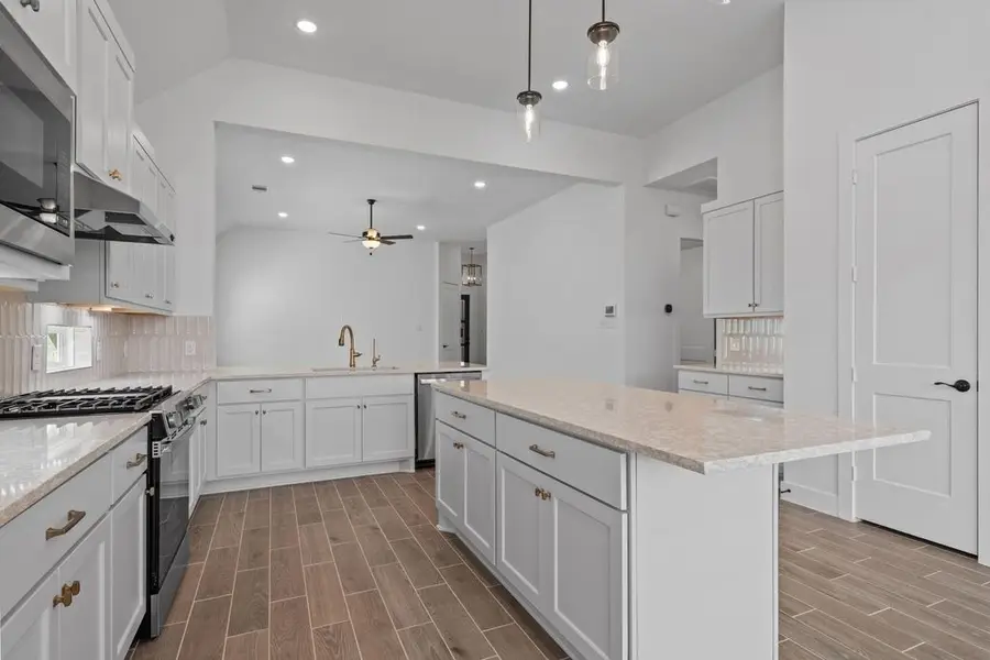 22534 Basswood Bend Lane, Waller, TX 77484 - Image #3