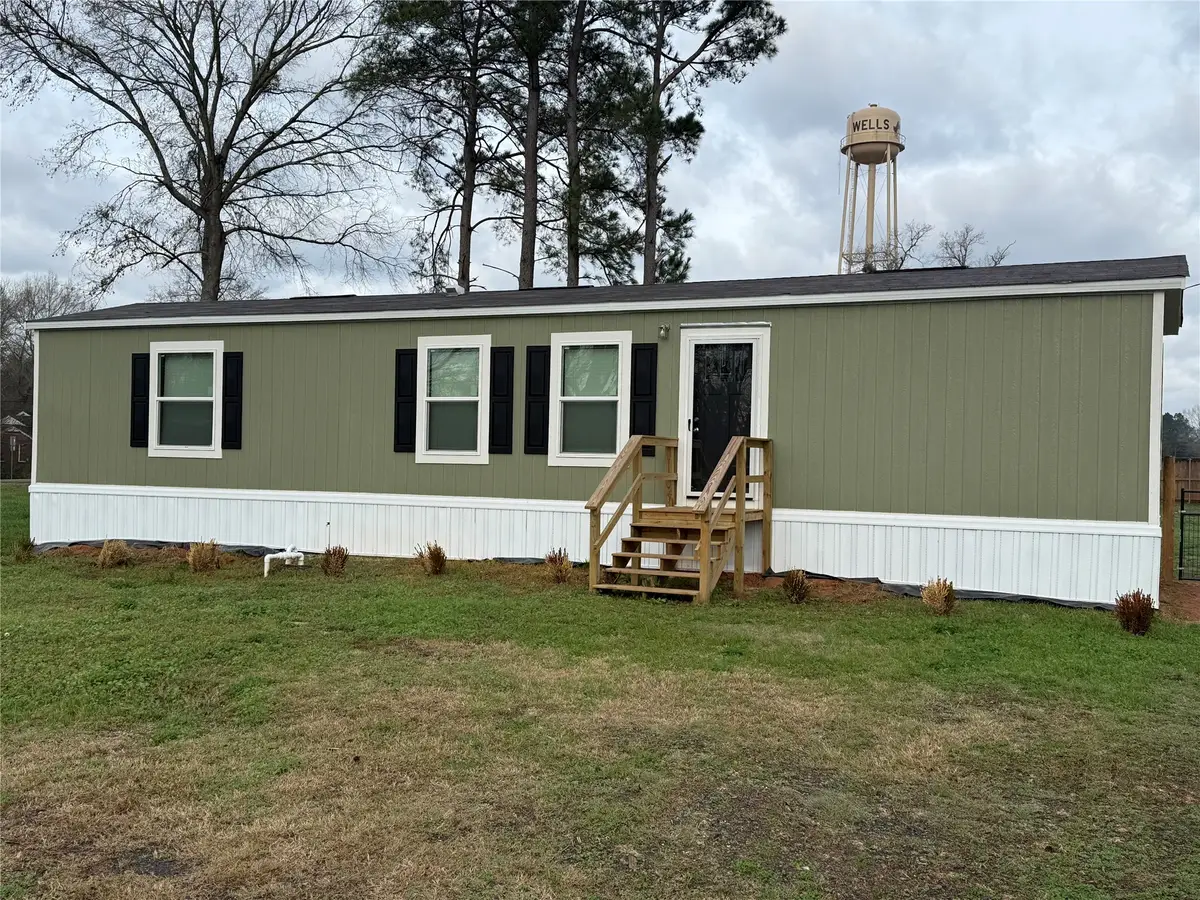 34 West Fourth Street, Wells, TX 75976 - #1