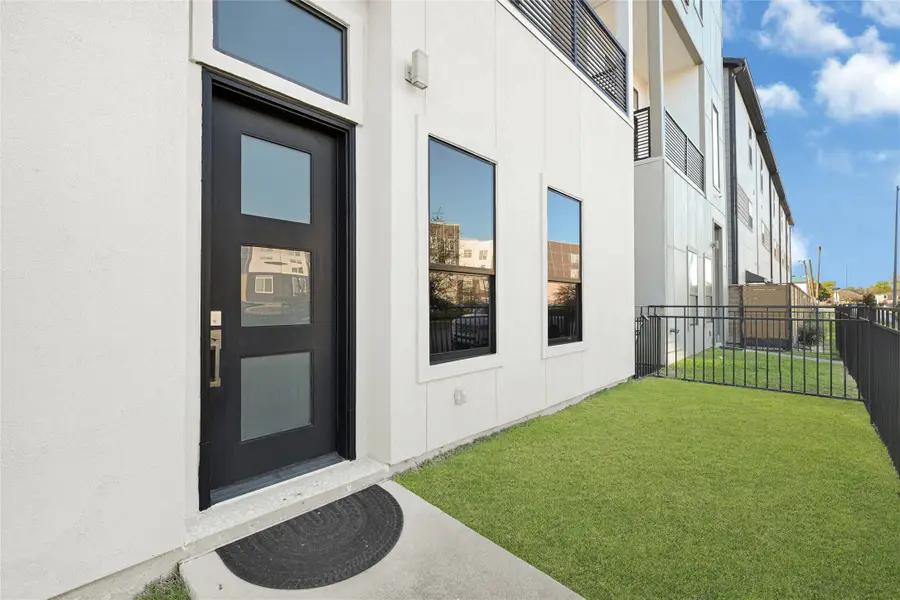 2317 Cleburne Street, Houston, TX 77004 - #3