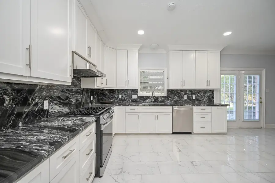 19207 Poplar Trails Lane, Tomball, TX 77375 - #2