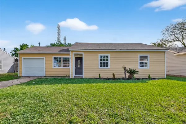 203 Alastair Drive, Pasadena, TX 77506