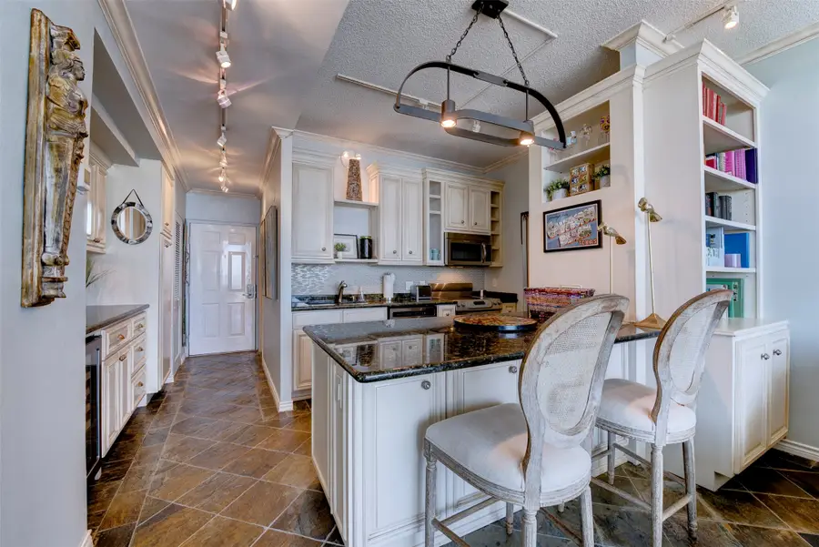 1401 E Beach Drive #1207, Galveston, TX 77550 - #2