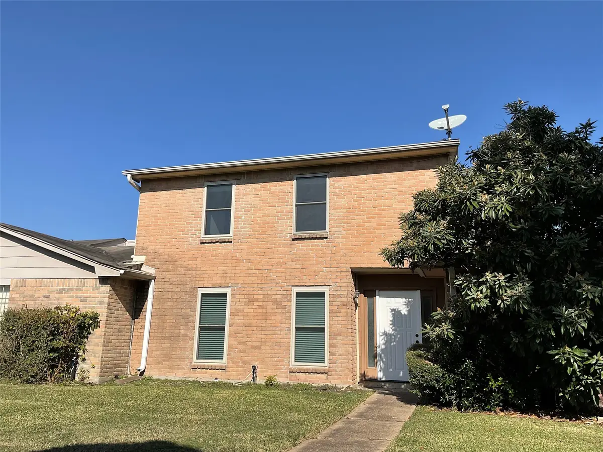 6649 Westwick Drive, Houston, TX 77072 - Image #1