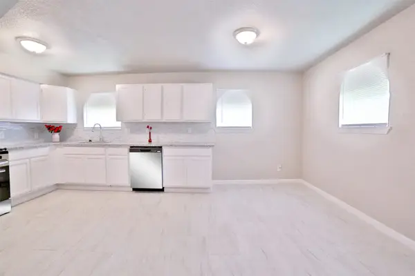 9409 Kentshire Drive, Houston, TX 77078