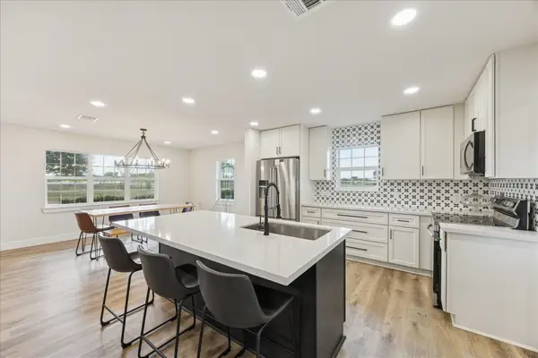 5844 Fm 949 Road, Sealy, TX 77418