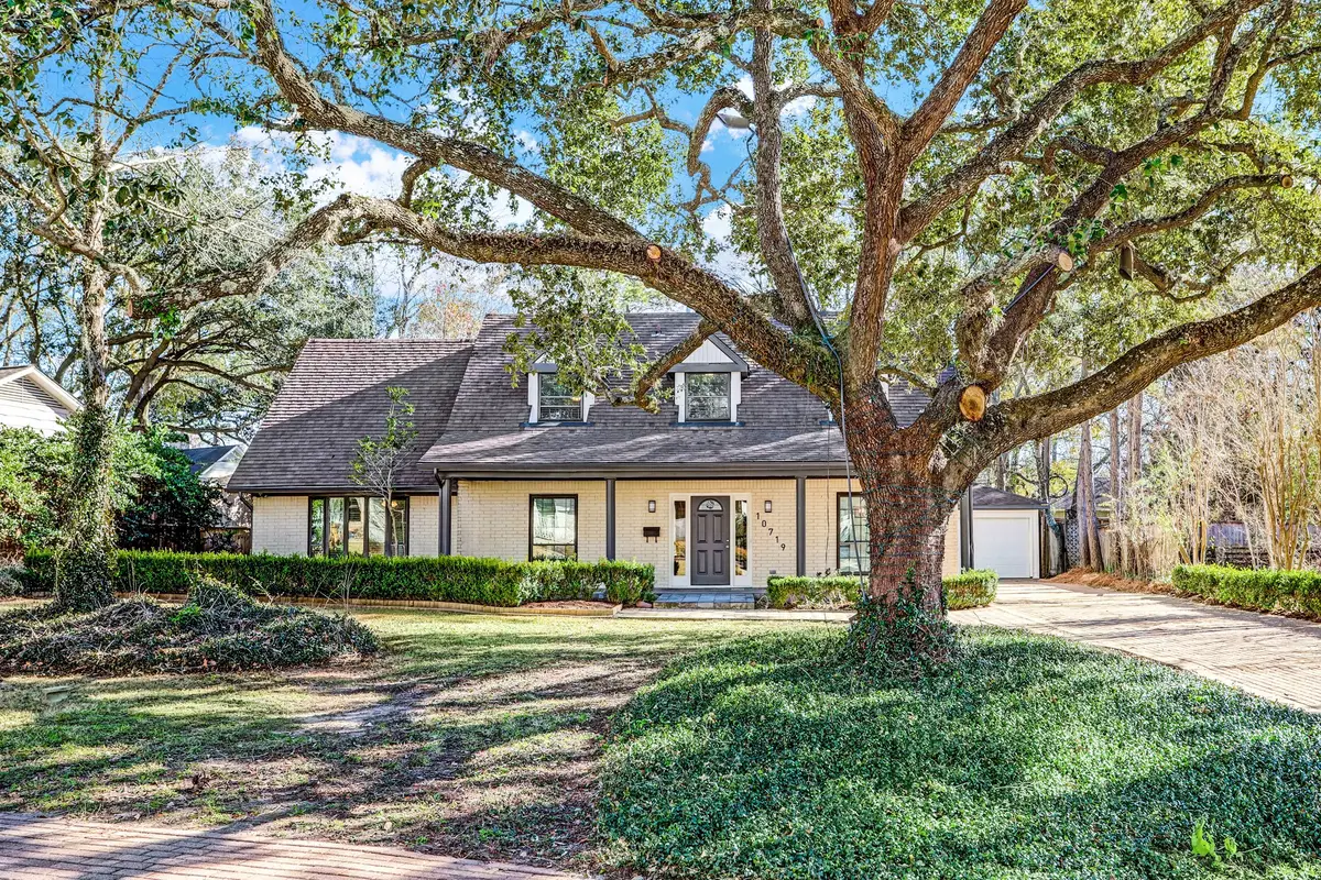 10719 Bayou Glen Road, Houston, TX 77042 - #1