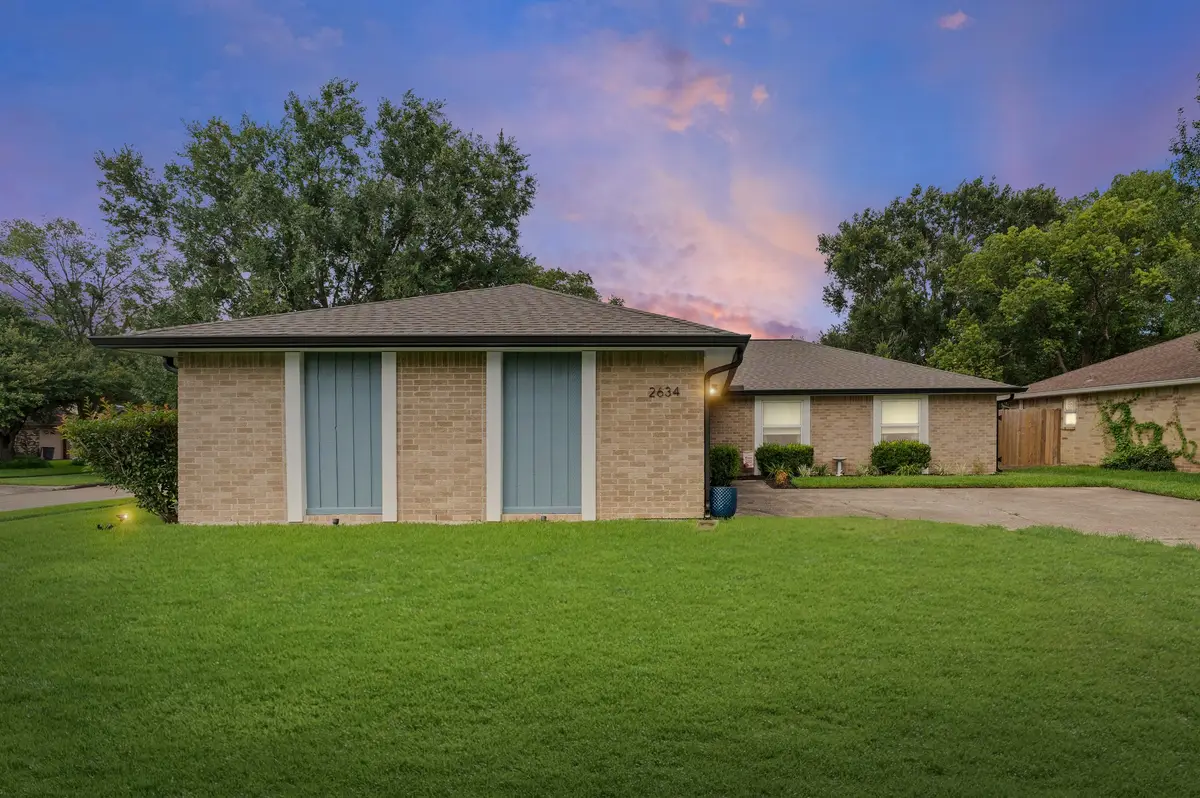 2634 Plymouth Rock Drive, Webster, TX 77598 - #1