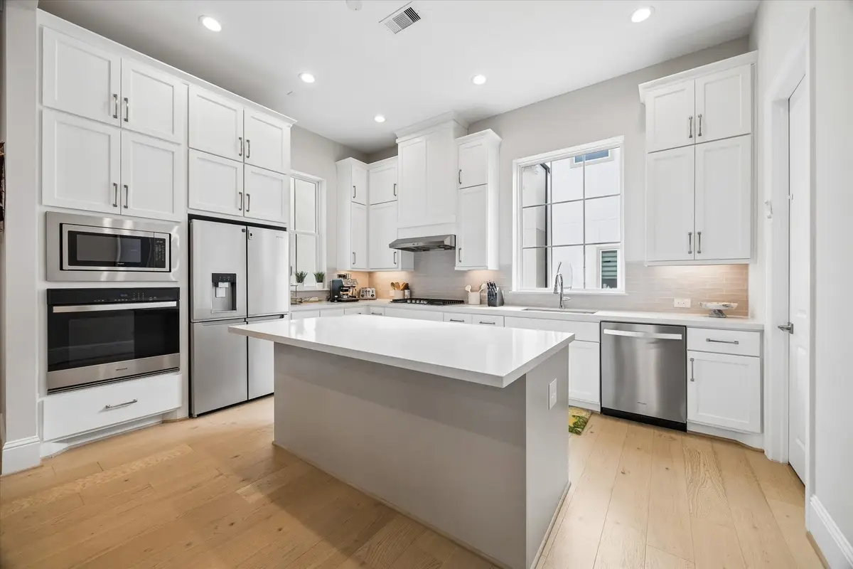 966 Dunleigh Meadows Lane, Houston, TX 77055 - #1